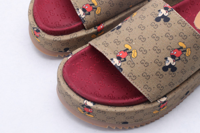 GUI SANDAL