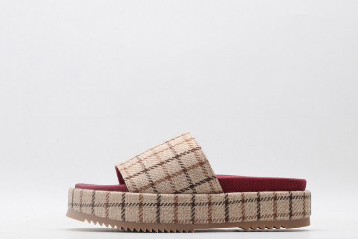 GUI SANDAL