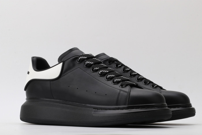 ALEX MCQU SNEAKER