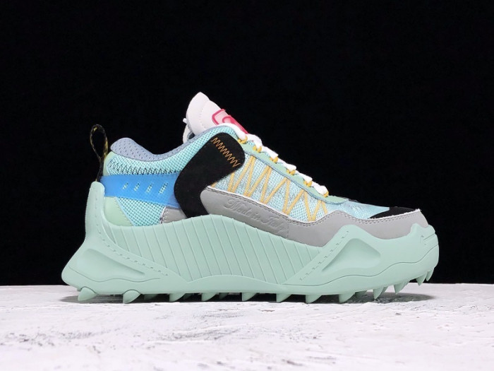 OFW SNEAKER