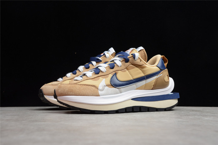 SACAI X NIKE VAPORWAFFLE SESAME BLUE VOID DD1875-200