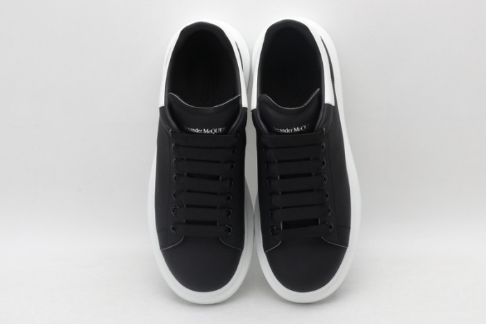 ALEX MCQU SNEAKER