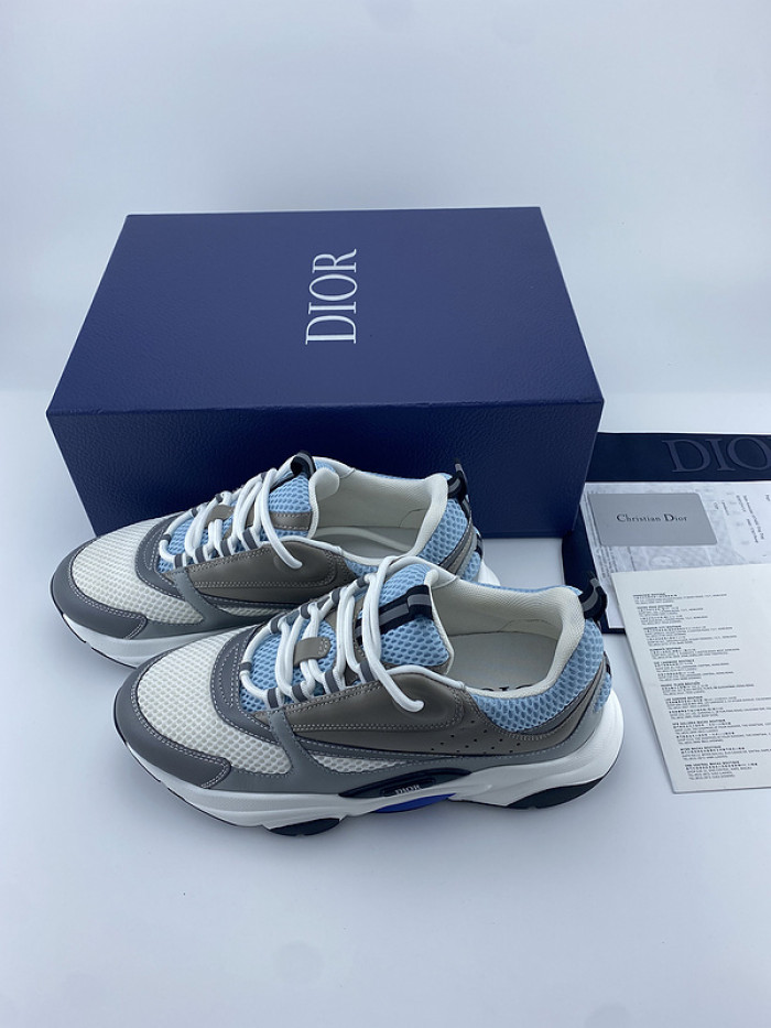 D10R SNEAKER