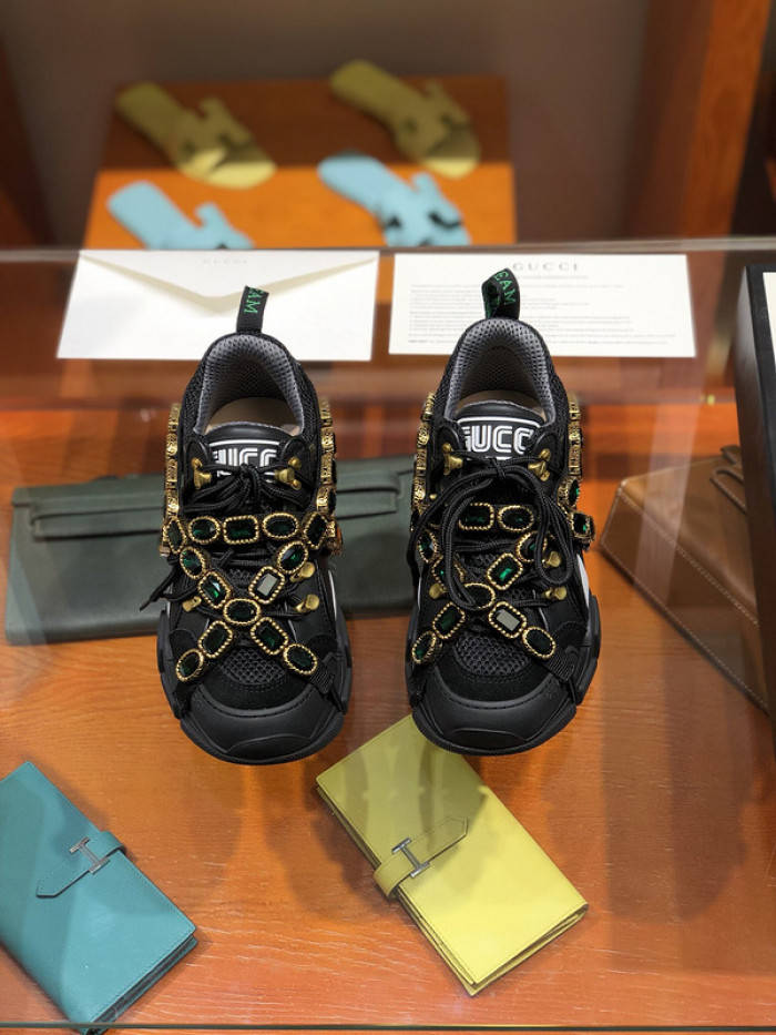 GUI SNEAKER