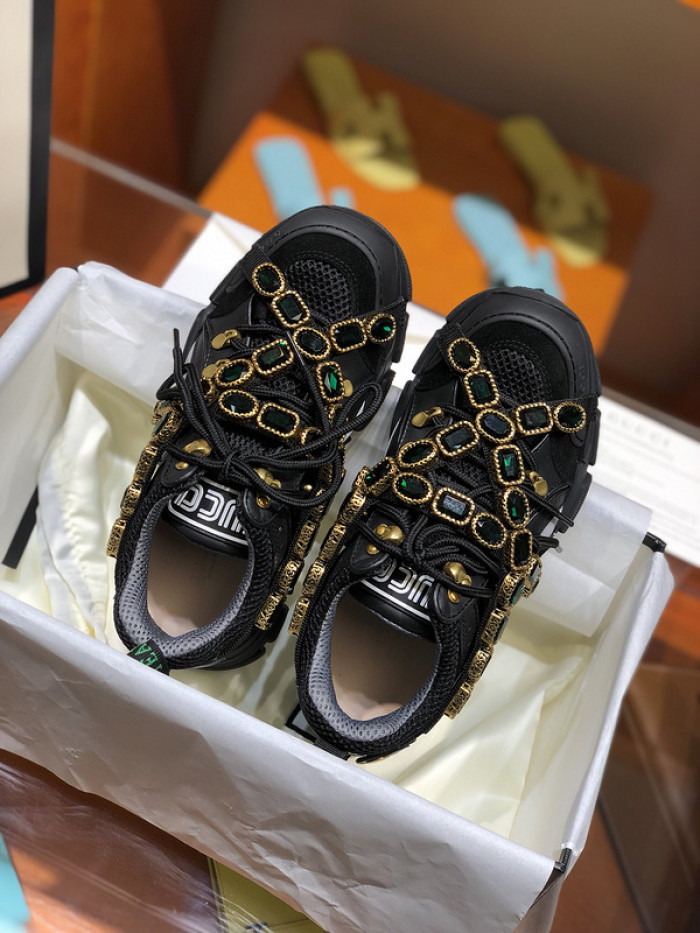 GUI SNEAKER