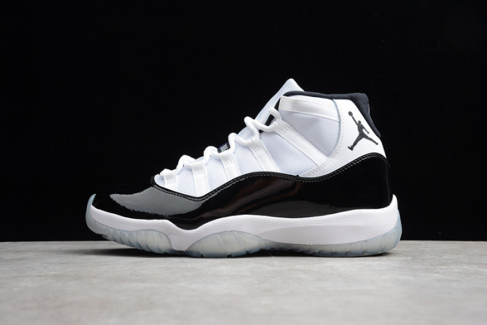 AIR JORDAN 11 