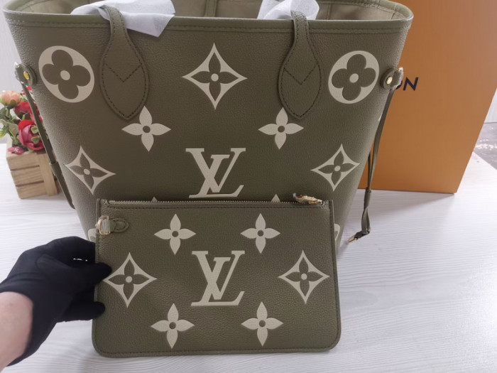L0VT BAG