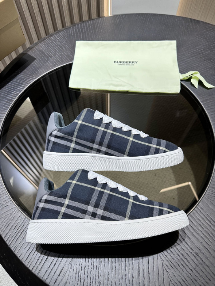 BUB sneaker