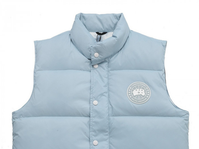C&NA* G00SE down jacket