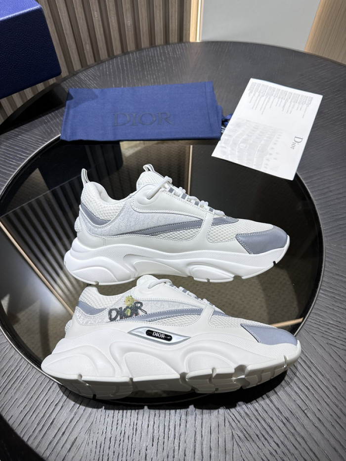 D10R SNEAKER