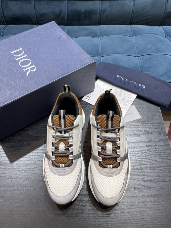 D10R SNEAKER