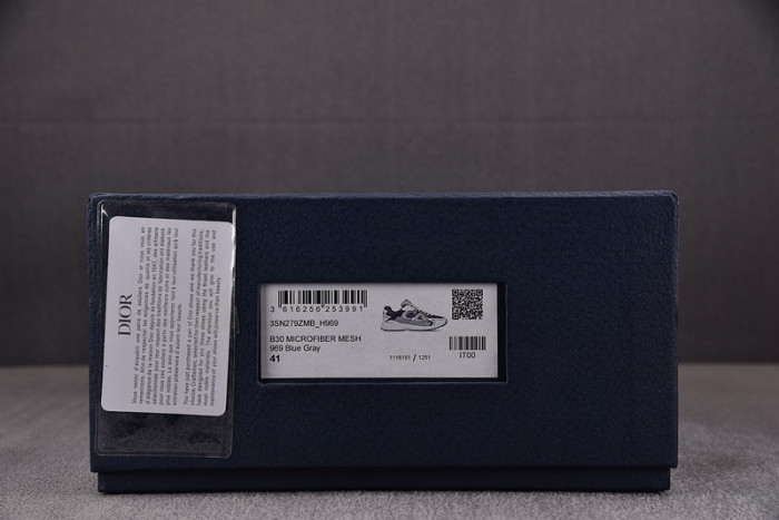 D10R SNEAKER