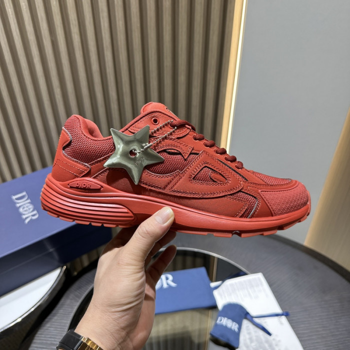 D10R SNEAKER