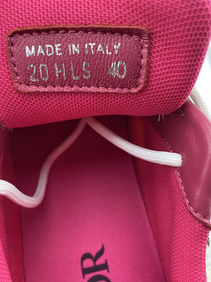 D10R SNEAKER