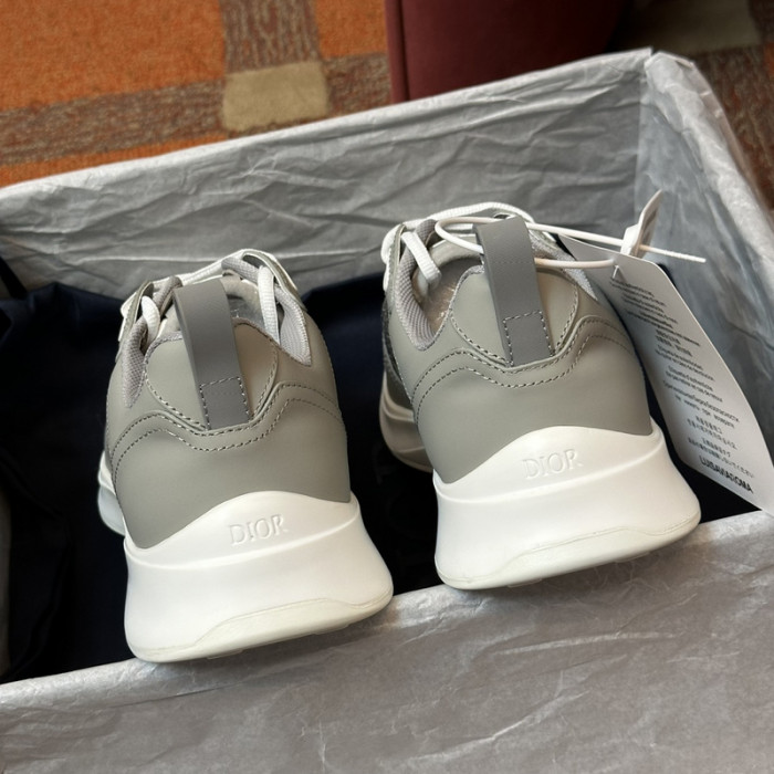 D10R B25 SNEAKER