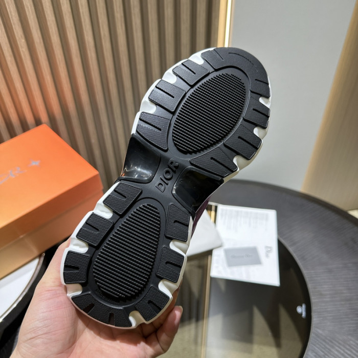 D10R B44 SNEAKER