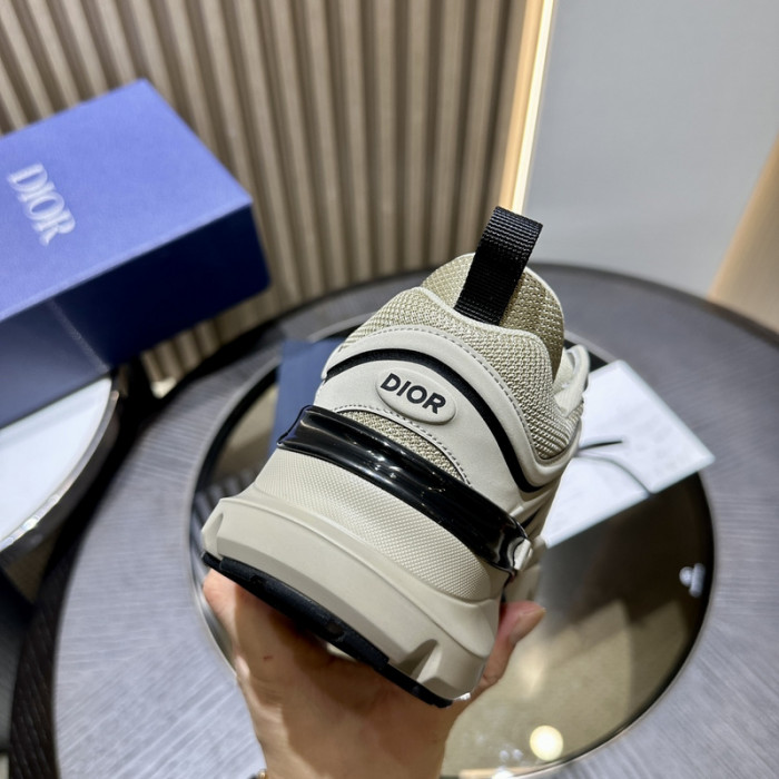 D10R B44 SNEAKER