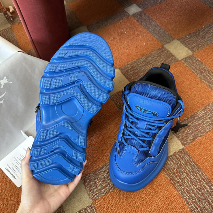 D10R B57 SNEAKER