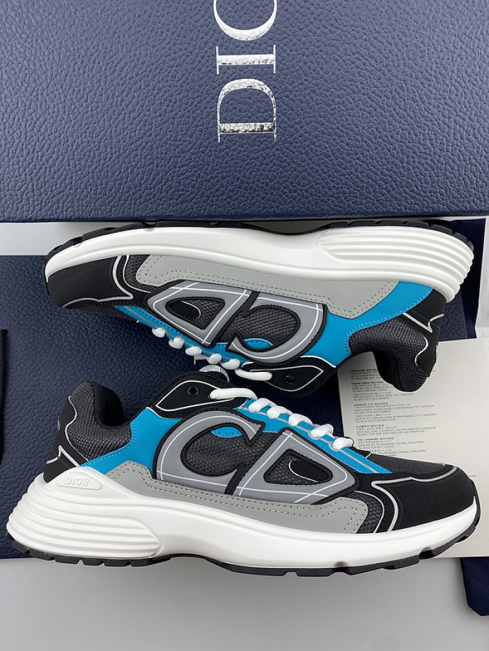 D10R SNEAKER