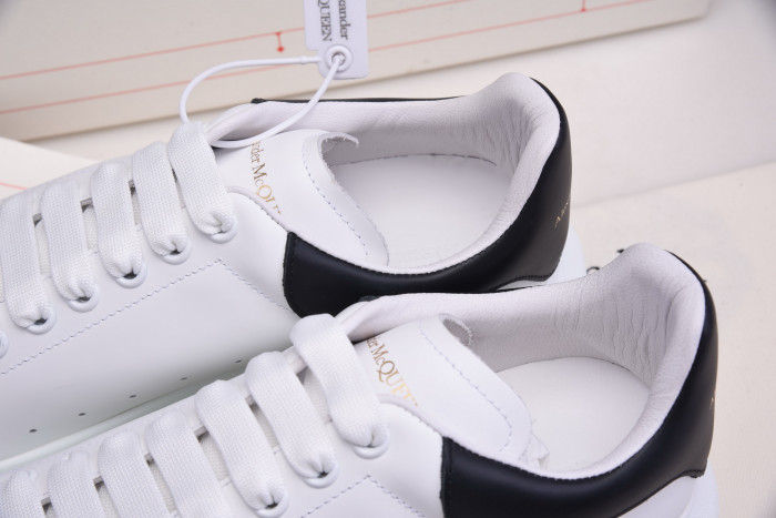 ALEX MCQU SNEAKER