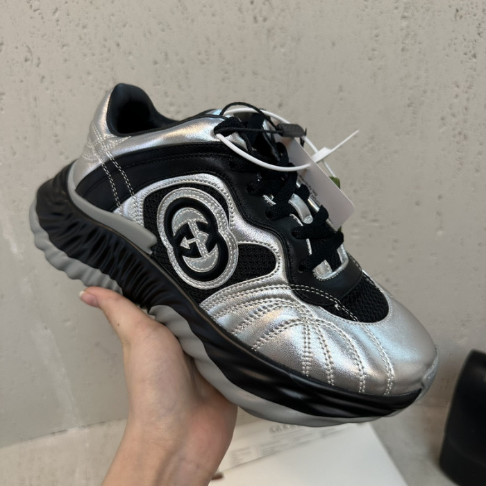 GUI SNEAKER