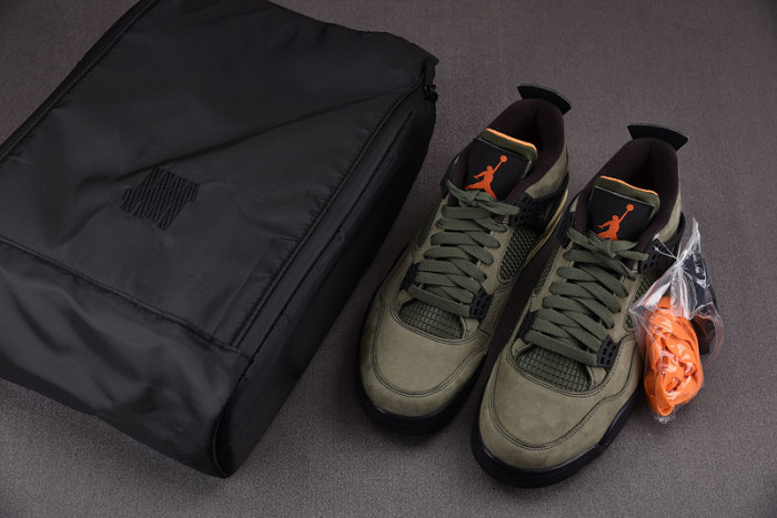 Undefeated x Air Jordan 4 Retro JBM351-M1