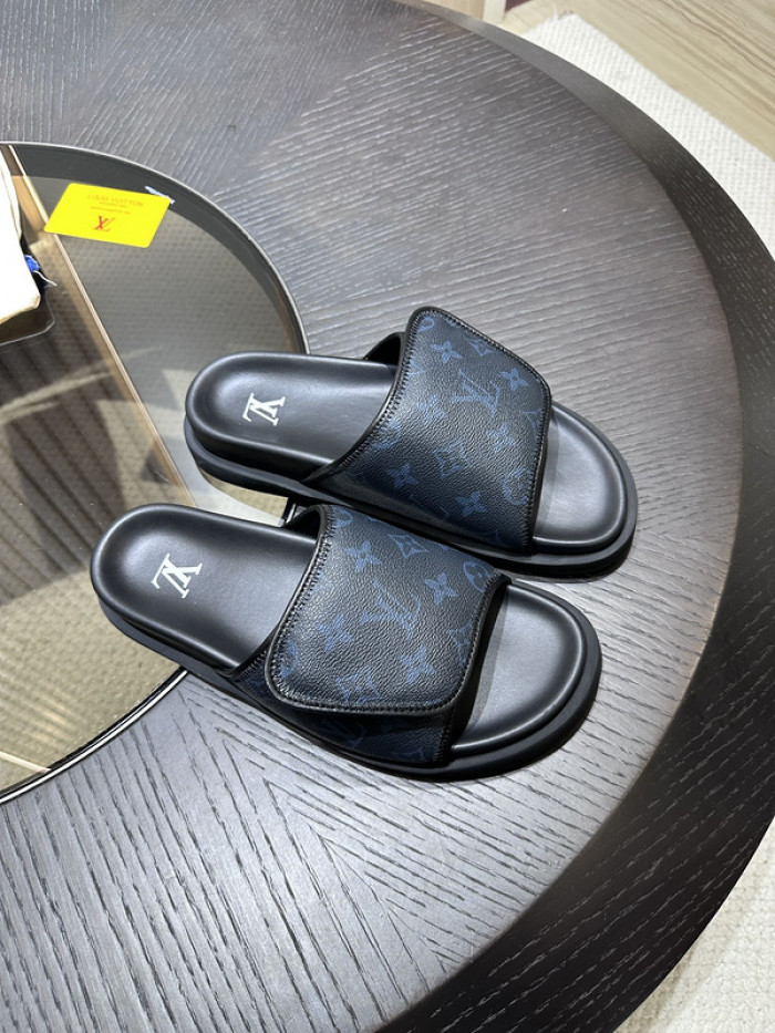 L0VT SANDAL