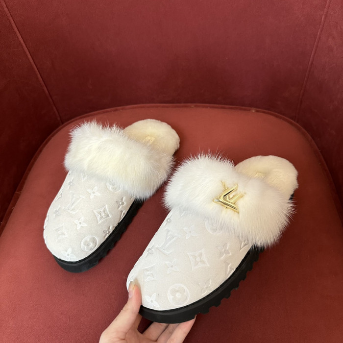 L0VT SANDAL