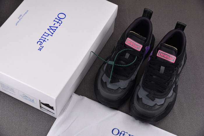 OFW SNEAKER